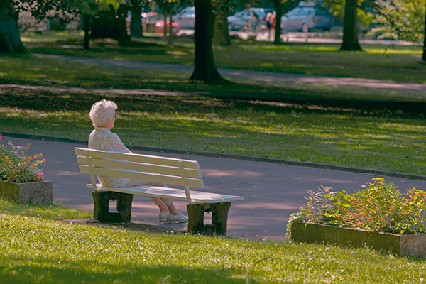 senior-woman-on-park-bench