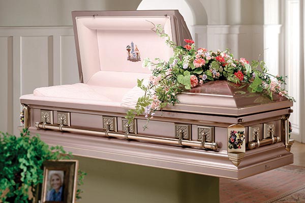 closed casket funeral pictures