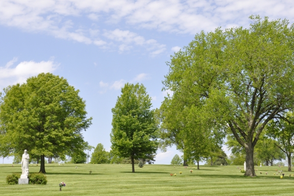 burial-garden-topeka-cemetery