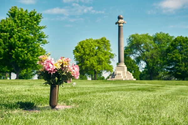 memorial-park-cemetery-monument-square