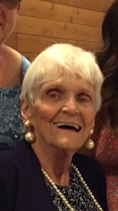 Obituary photo of Elizabeth Hayes, Syracuse-NY