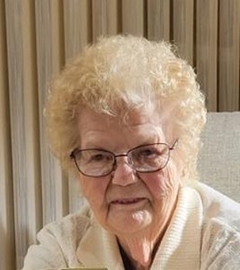 Obituary photo of Helen Shindledecker, Akron-OH