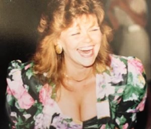 Obituary photo of Linda Parrott, Akron-OH