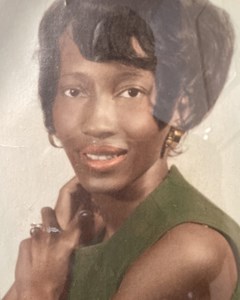 Obituary photo of Carolyn Hart, Akron-OH