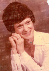 Obituary photo of Shirley Dearing, Hutchinson, KS